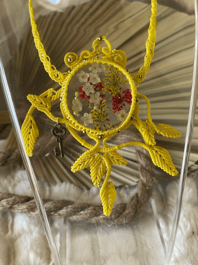 Collier "Herbier ensoleillé"