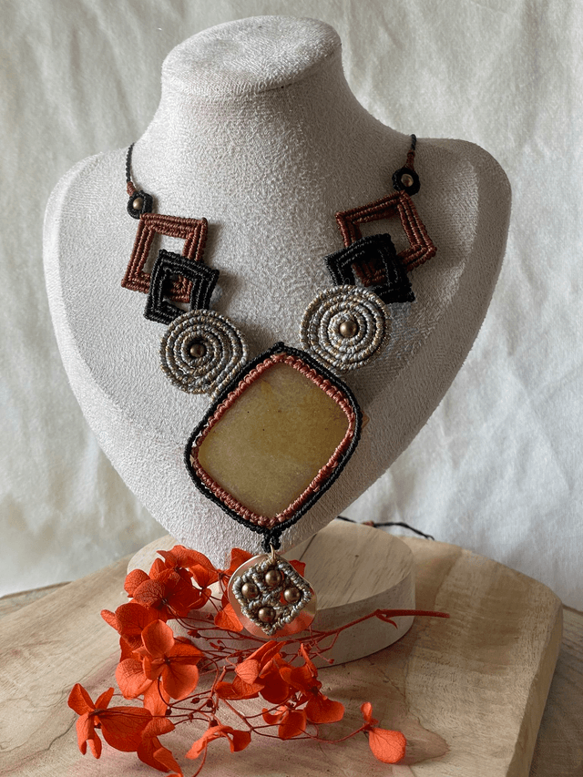 Collier &quot;harmonie sacrée&quot;